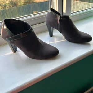 Elegant Black Ankle Booties